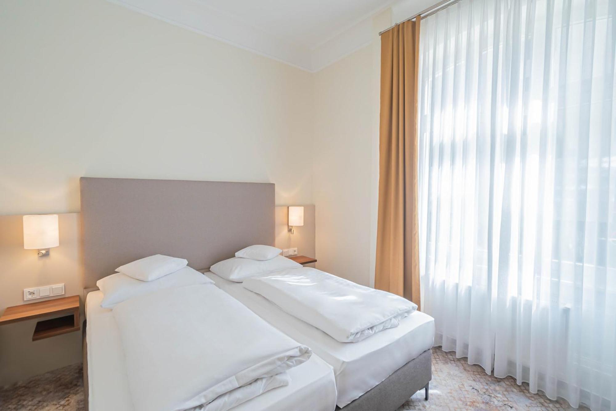 Hotel Villa Am Kurpark Bad Homburg vor der Höhe Δωμάτιο φωτογραφία