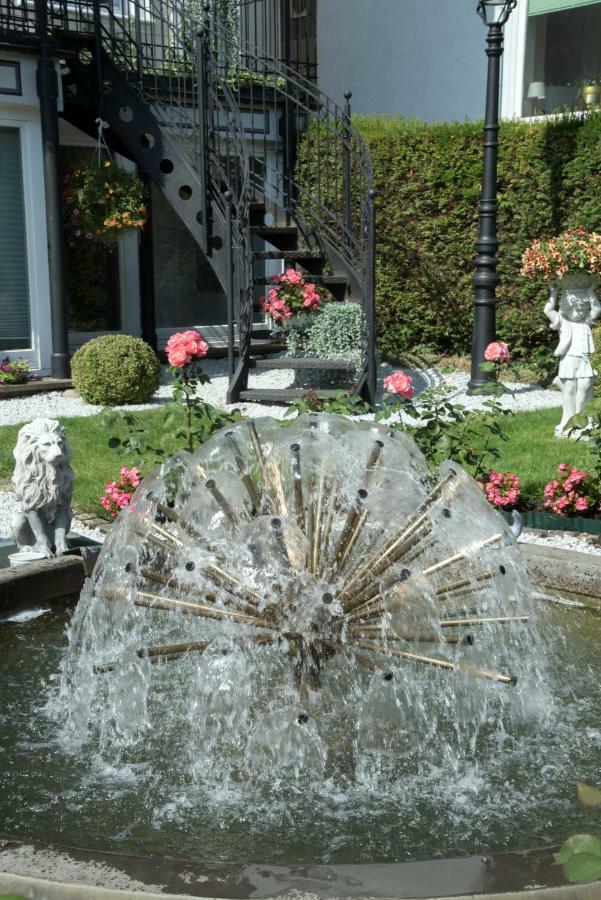 Hotel Villa Am Kurpark Bad Homburg vor der Höhe Εξωτερικό φωτογραφία